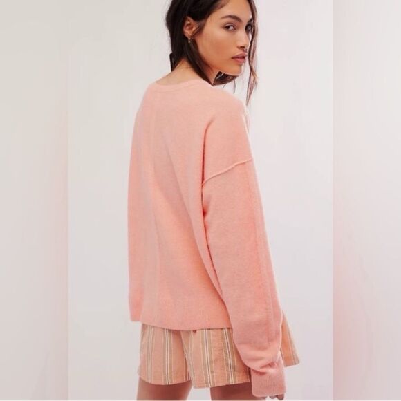 Free People Luna Pullover Sweater in Coral Pink Large - Picture 3 of 7